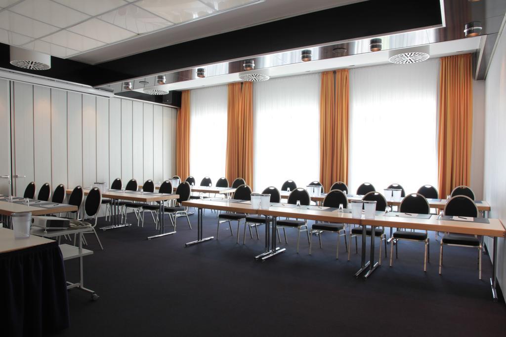 Relexa Hotel Bad Salzdetfurth Zewnętrze zdjęcie