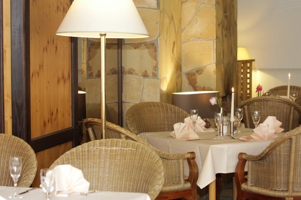Relexa Hotel Bad Salzdetfurth Zewnętrze zdjęcie